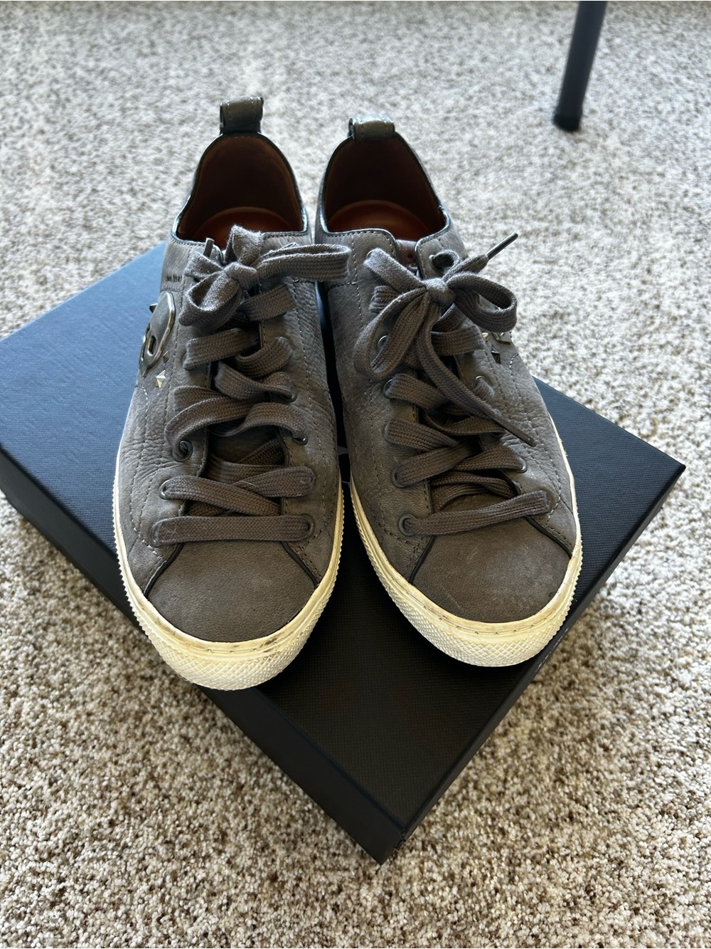 Coach genuine suede silver skull Sneakers size 7.5 - Picture 7 of 8